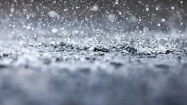 Yurtta sağanak alarmı: Meteoroloji'den kuvvetli yağış uyarısı