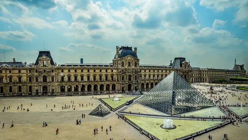 Paris'in kalbinde sanatın zirvesi