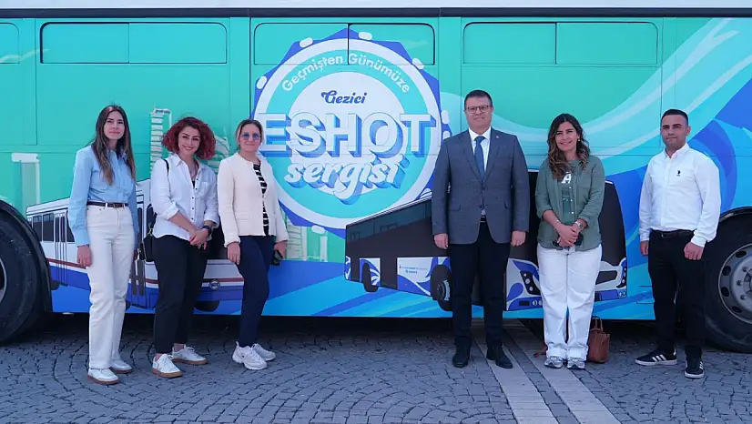 23 Nisan'da açılan gezici sergi büyük ilgi gördü