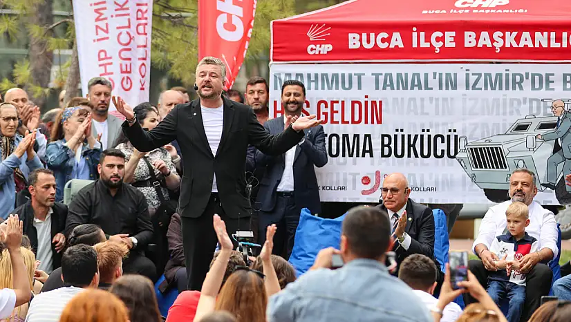 Buca'da üniversitelilere sürpriz destek