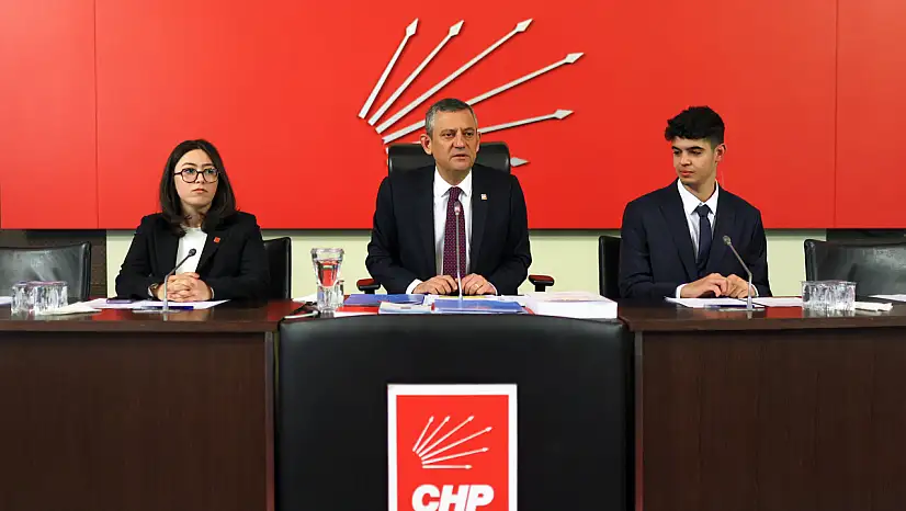 CHP'de yeni MYK şekilleniyor: Özgür Özel'in listesi onaylandı