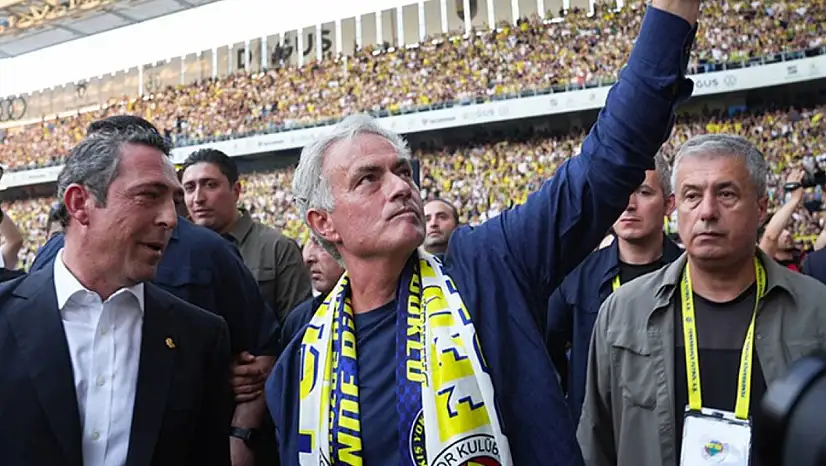 Fenerbahçe'de Mourinho dönemi sona mı eriyor? İşte yeni teknik direktör adayları!