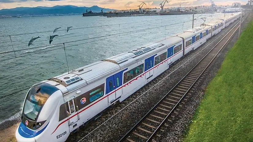 İzmir İZBAN'dan yolculara kritik uyarı: Seferler 3 günlüğüne duracak!