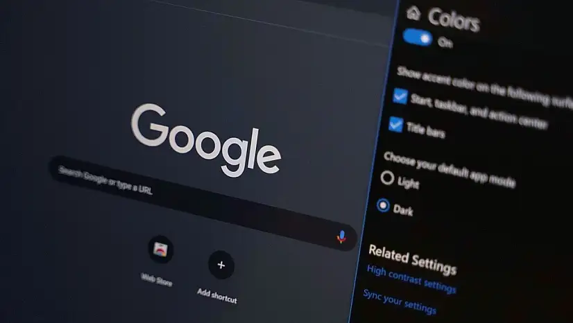 Karanlık mod göz sağlığına iyi mi geliyor, yoksa zarar mı veriyor?