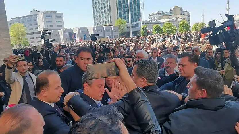 Son dakika! Özgür Özel'e saldırı gerçekleşti!