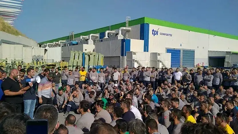 TPI Kompozit'te grev ateşi yandı: İzmir'de 2.300 işçi ayakta!