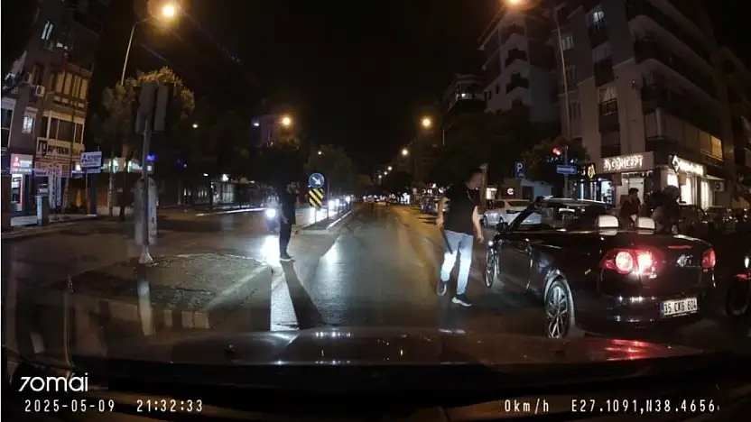 Trafikte korku dolu dakikalar: Polis anında harekete geçti!