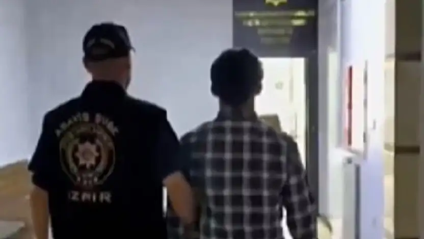 Uzun süredir aranıyordu, kaçış Karşıyaka'da sona erdi!